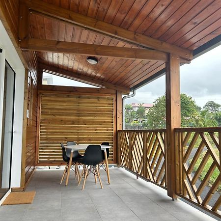 Logement Emeraude Sainte-Rose Exteriér fotografie
